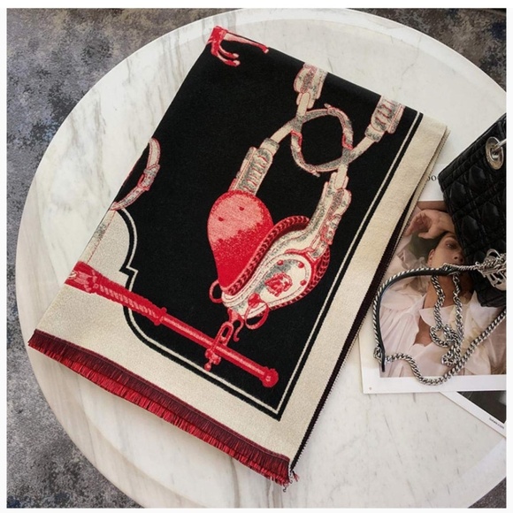 Elegant Luxury Women's Fashion Black Red Horse Link Wrap Rectangle Scarf​ - Picture 5 of 8